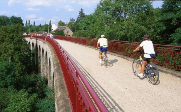 Residence Du Rhone Et Des Thermes เนรีส์เลส์แบงส์ ภายนอก รูปภาพ