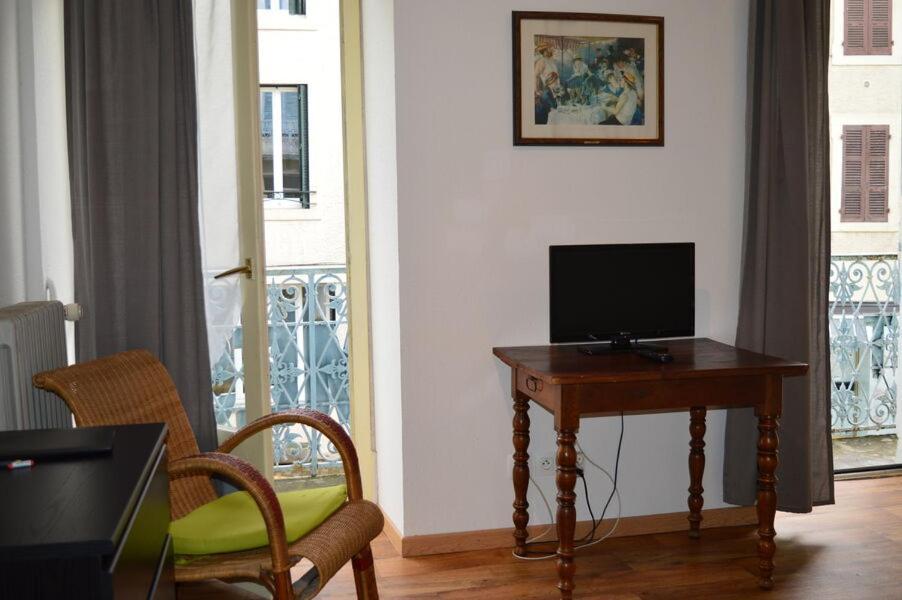 Residence Du Rhone Et Des Thermes เนรีส์เลส์แบงส์ ภายนอก รูปภาพ
